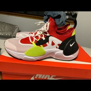 HUARACHE E.D.G.E TXT 2019